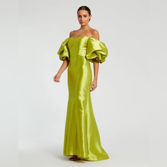 Mac Duggal 50677 NWT Green Sweetheart Off The Shoulder Puff Sleeve Gown - Picture 3 of 6